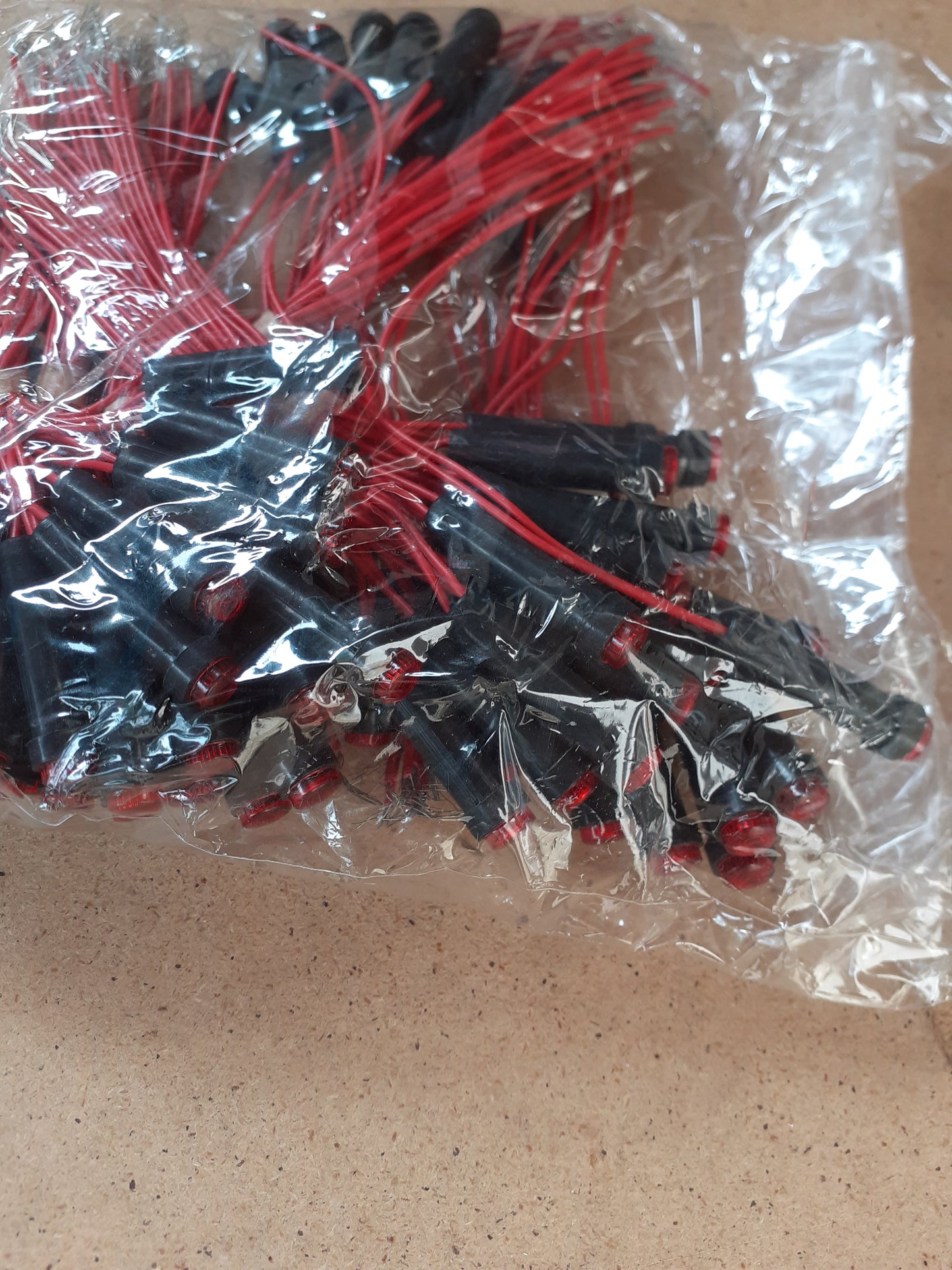 Sinaleiro Apelatom PL lente redonda VM 220V