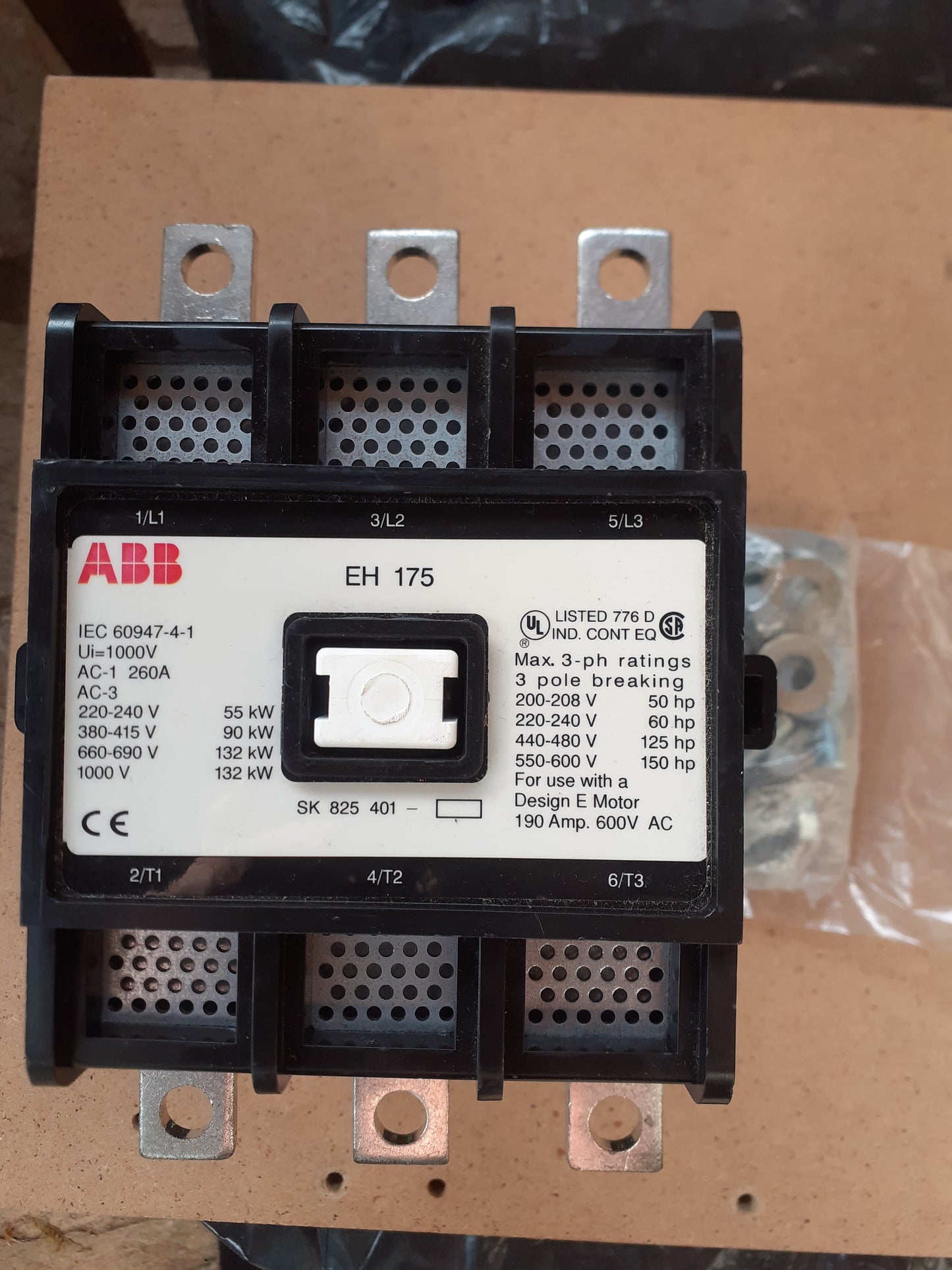 Contator ABB EH175