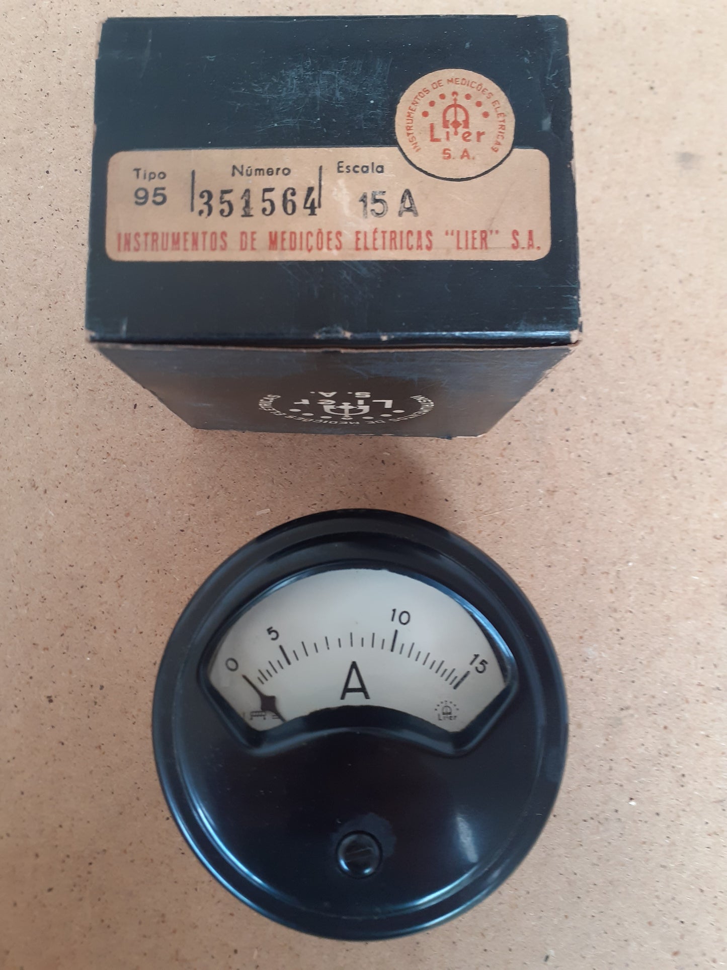 Amperimetro Lier BO95 15A