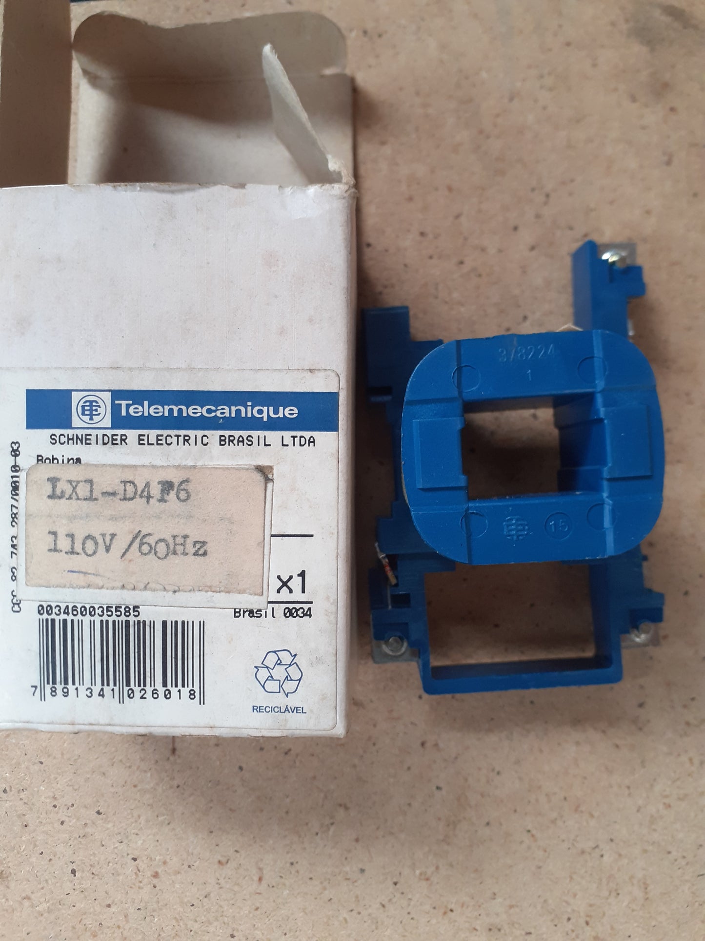 Bobina Schneider LX1D4F6