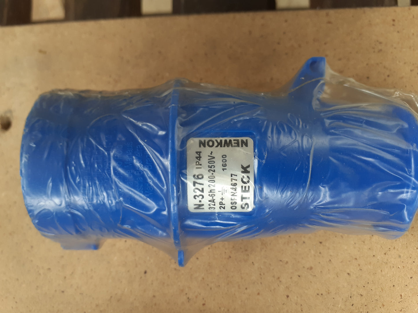 Plugue Steck N-3276
