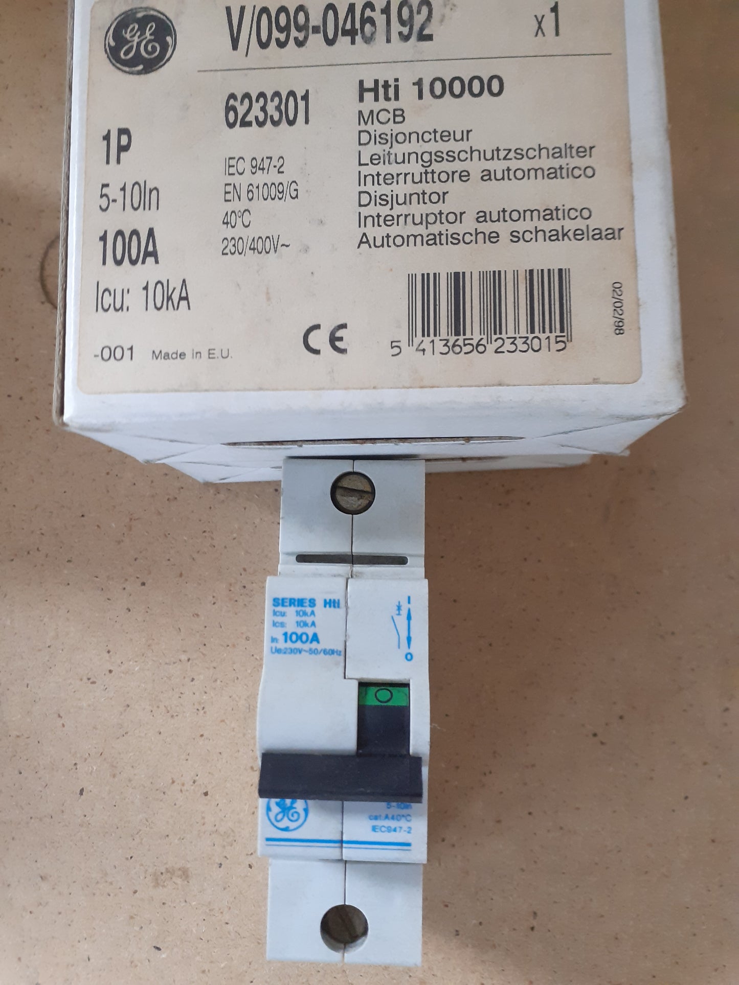 Disjuntor GE DIN V-099-046192 623301 Hti1000