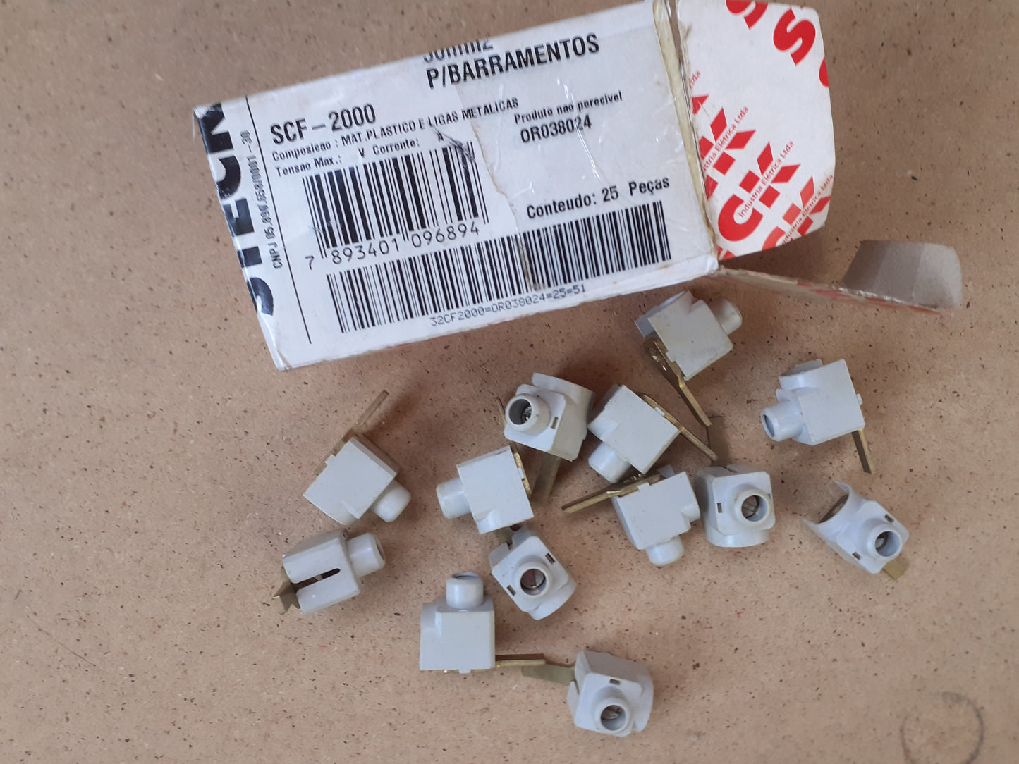 Conector Steck SCF-2000