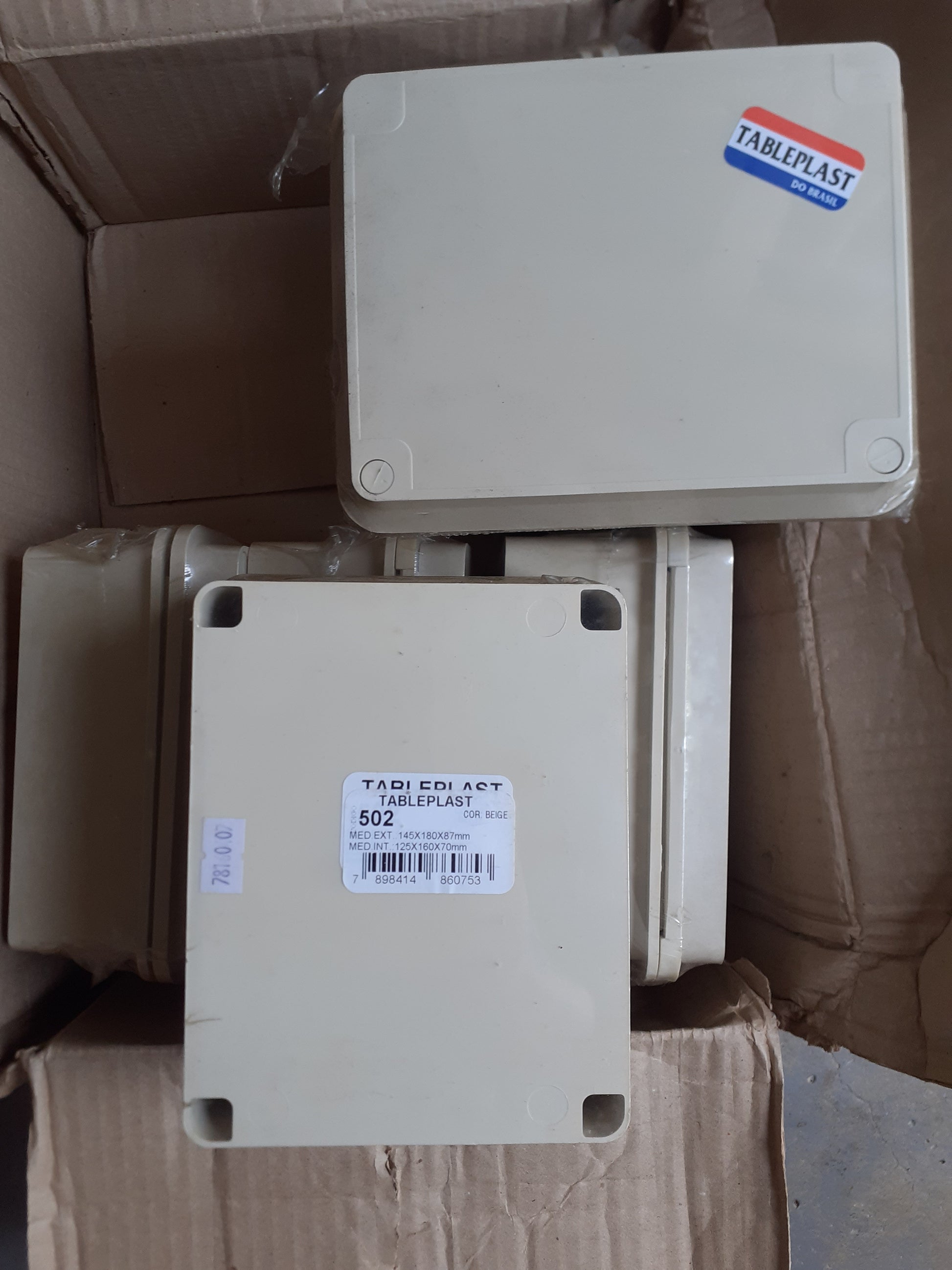 Caixa Tableplast 502