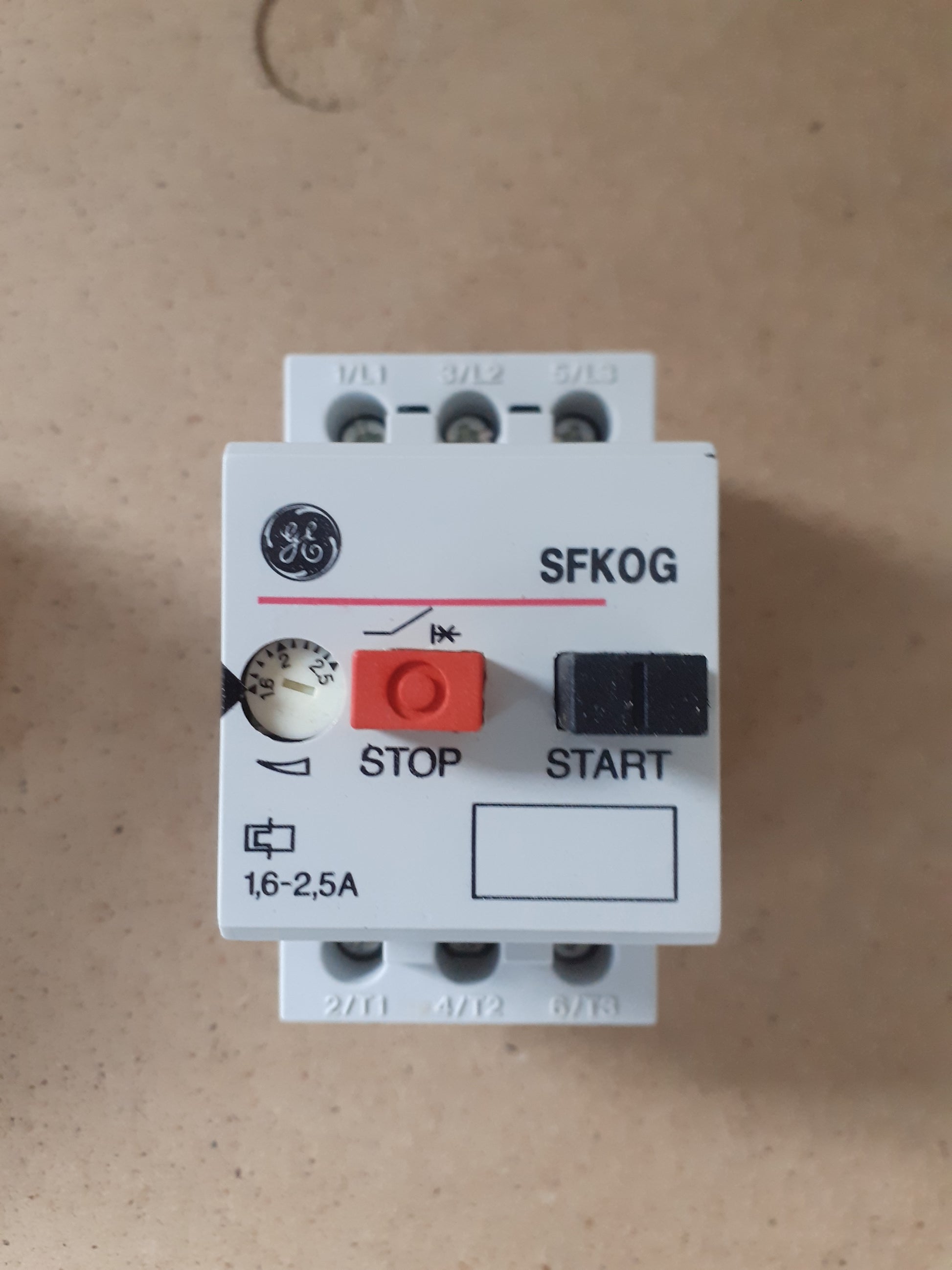 Disjuntor motor GE SFK0G 120007