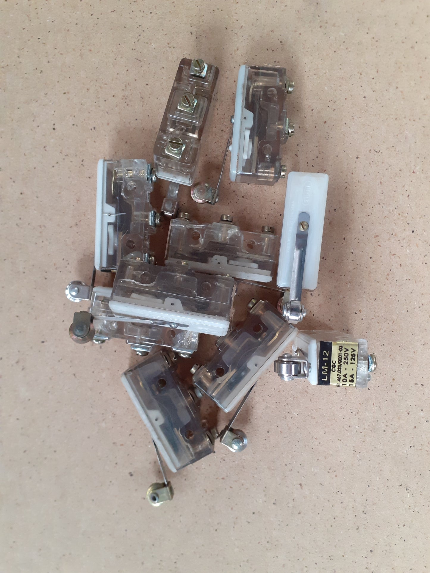 Micro switch Limit LM12