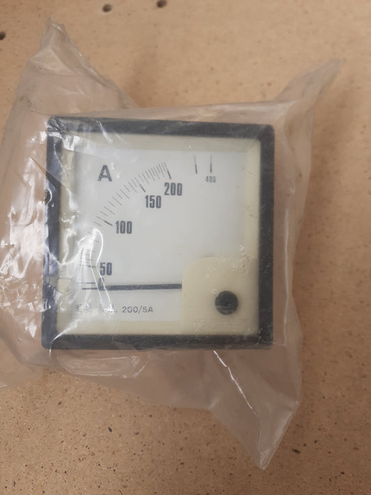 Amperimetro Kron FM72 200-400-5A