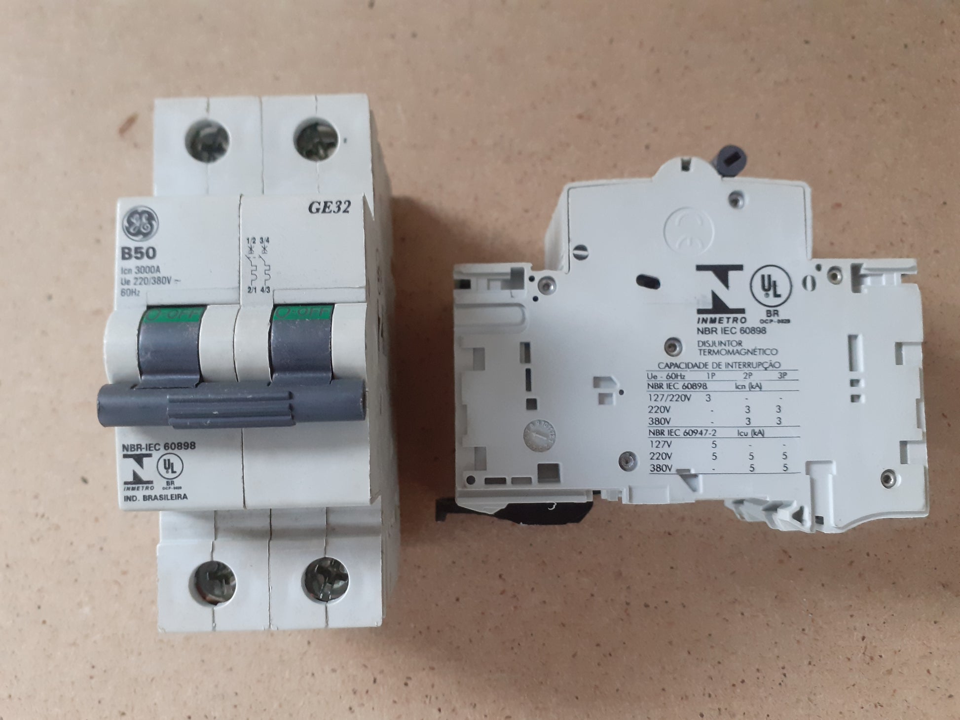 Disjuntor GE DIN GE32B50