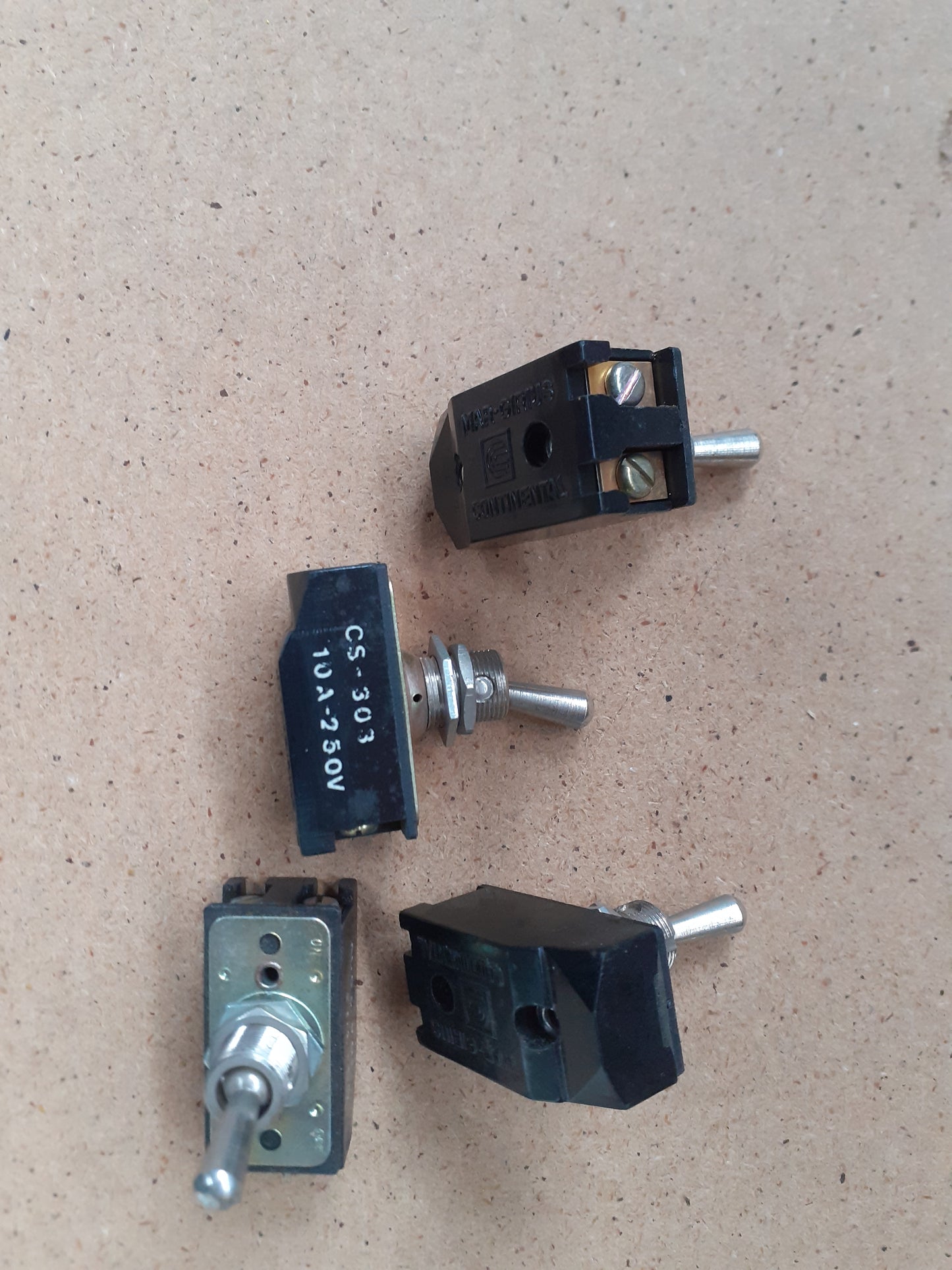 Interruptor Mar Girius CS303